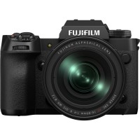 Fujifilm X-H2 with 16-80mm Kit