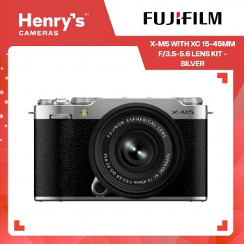 Fujifilm X-M5 with XC 15-45mm f/3.5-5.6 Lens Kit - Silver